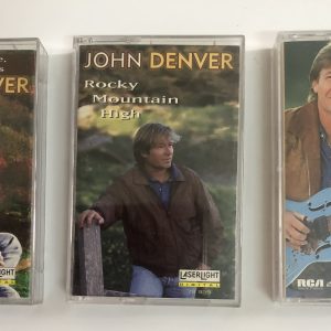 BĂNG CASSETTE - JOHN DENVER Bộ 3 băng cát séc của ca sĩ nhạc sĩ nhạc folk - country - soft rock John Denver với những bài hát nổi tiếng: Take me home