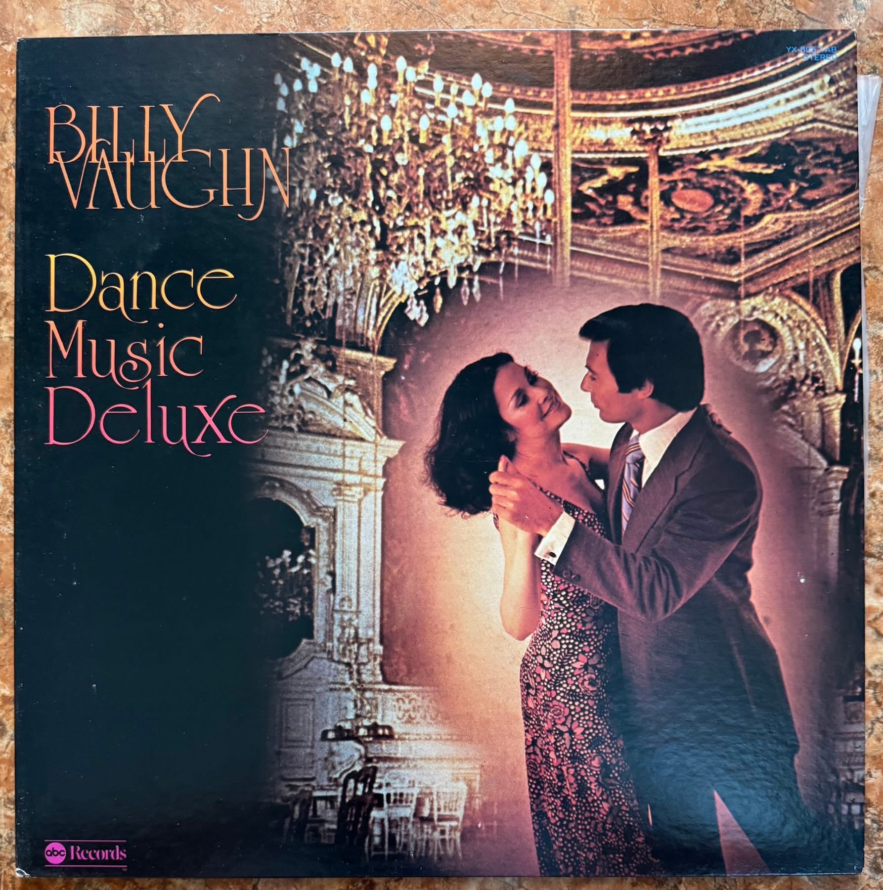 ĐĨA THAN - Billy Vaigh - Dance Music Deluxe